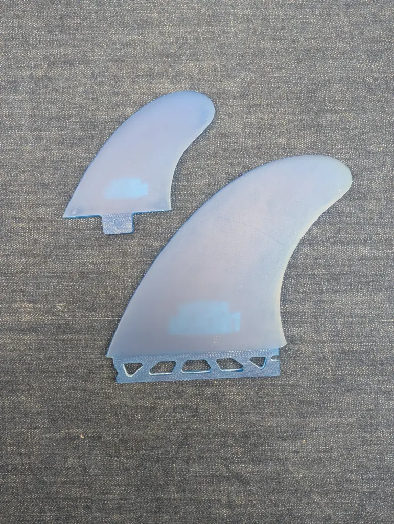 PACIFIC VIBRATIONS Twinzer Surfboard Fins FCS / Futures - Image 3