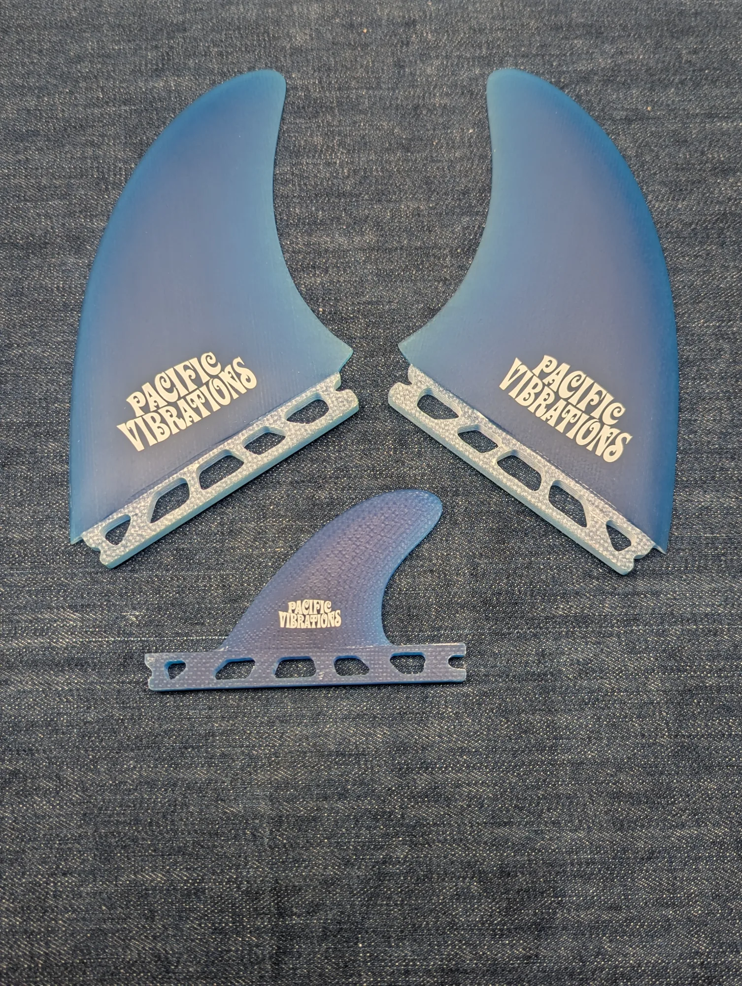 Pacific Vibrations Surfboard Fins AMT Twin