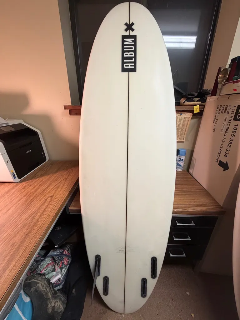 5'9" Album Surf The End - Image 2