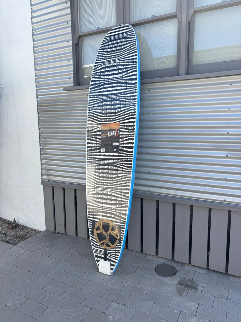 8’0 Softtop Surfboard By Rocket Surf - Image 5