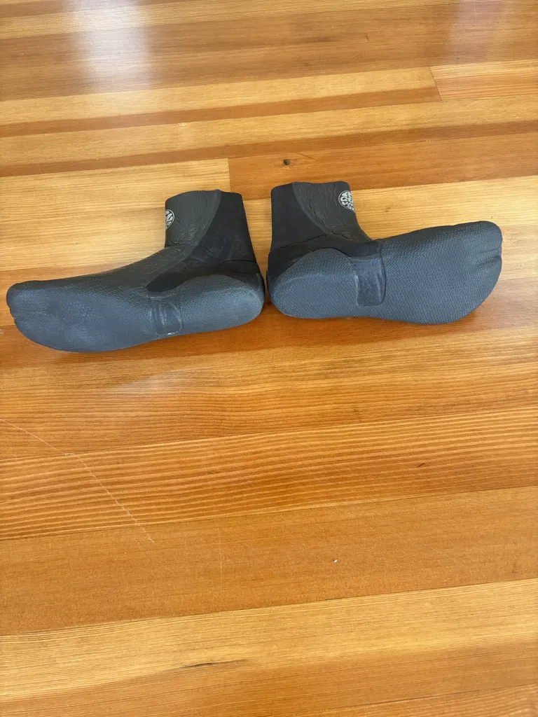 Ripcurl Booties Size 10 - Image 3