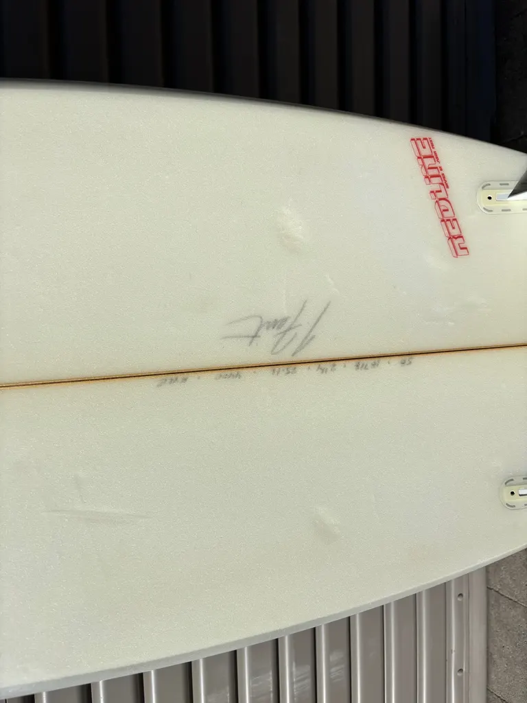 5’8 J7 Red Line With Fins - Image 7