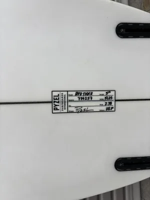 Pyzel Surfboards Red Tiger 5’10 - Thumbnail 3