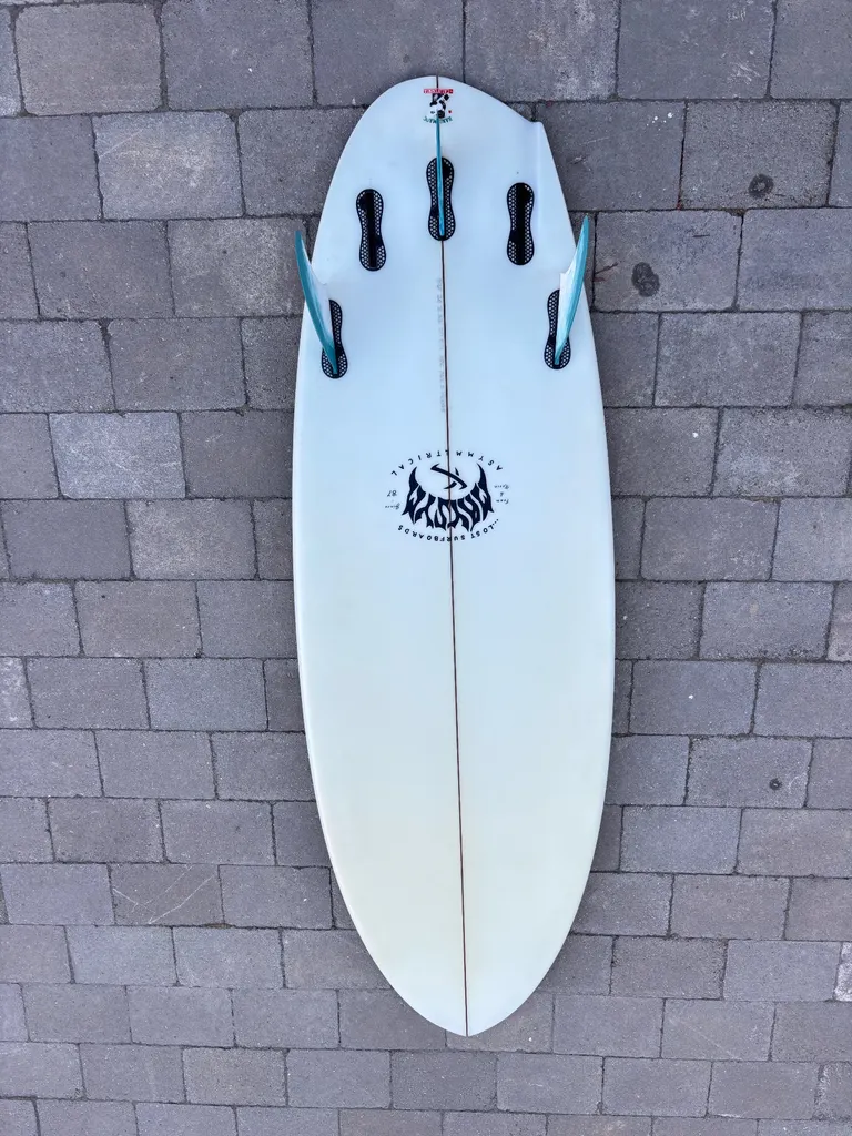 5'6" Lost Surfboards Asymmetrical - Image 10