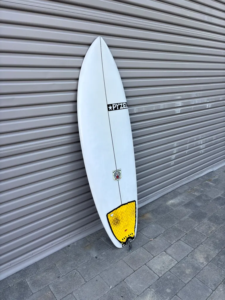 5’2 Pyzel Surfboards White Tiger - Image 2