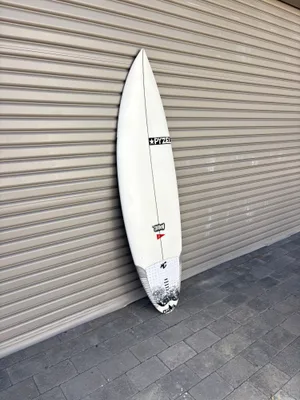 5’10 Pyzel Surfboards Shadow - Thumbnail 3