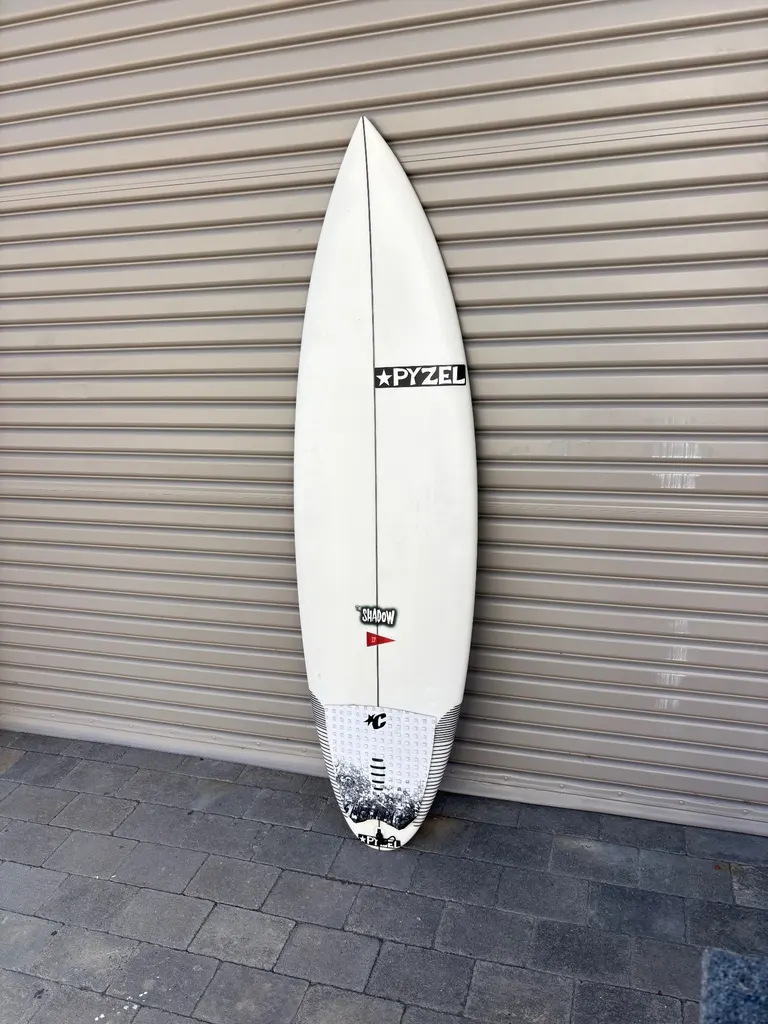 5’10 Pyzel Surfboards Shadow - Image 4