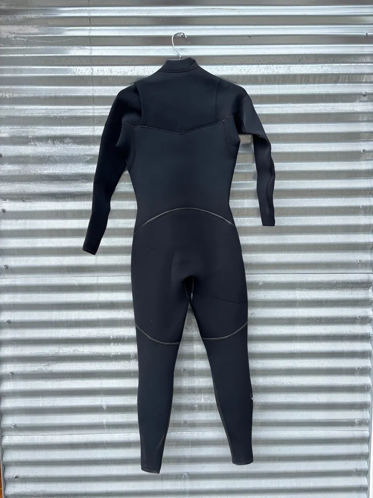 4/3 Mm Wetsuit ST - Image 2
