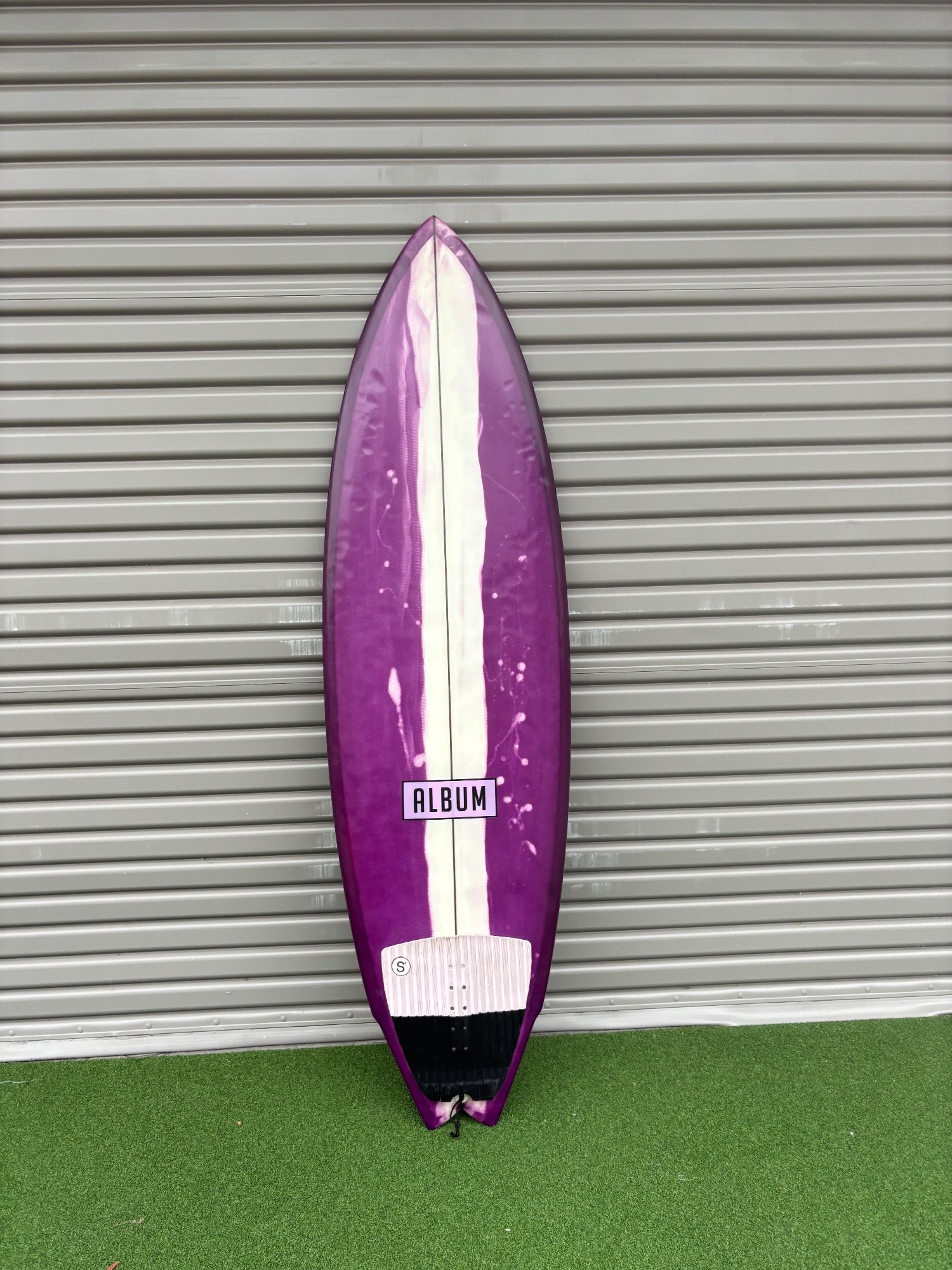 Album Surf Insanity