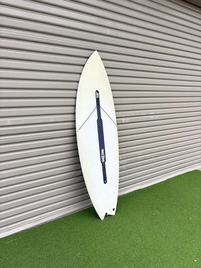 JS Surfboards Black Baron 2.1 HYFI 2.0 - Image 3