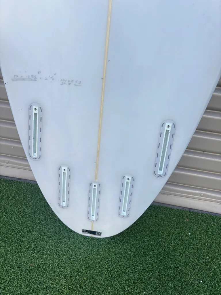5’9 JS Surfboards Bull Run - Image 8