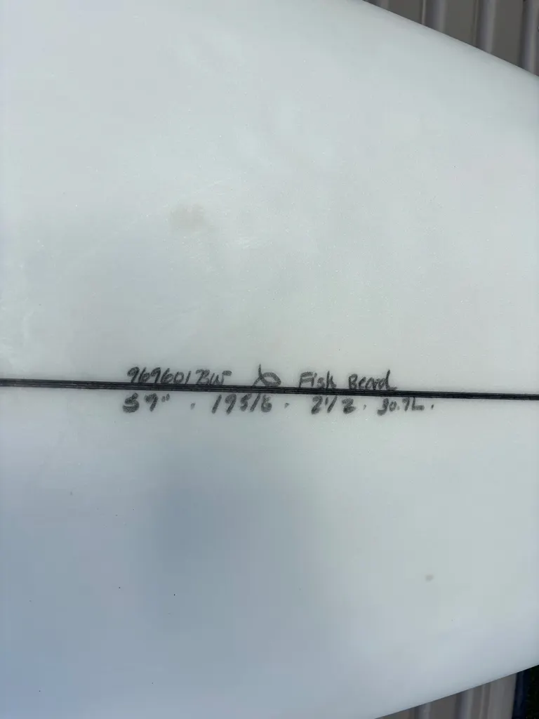 5’9 Channel Islands Surfboards FishBeard Excellent Condition - Image 4
