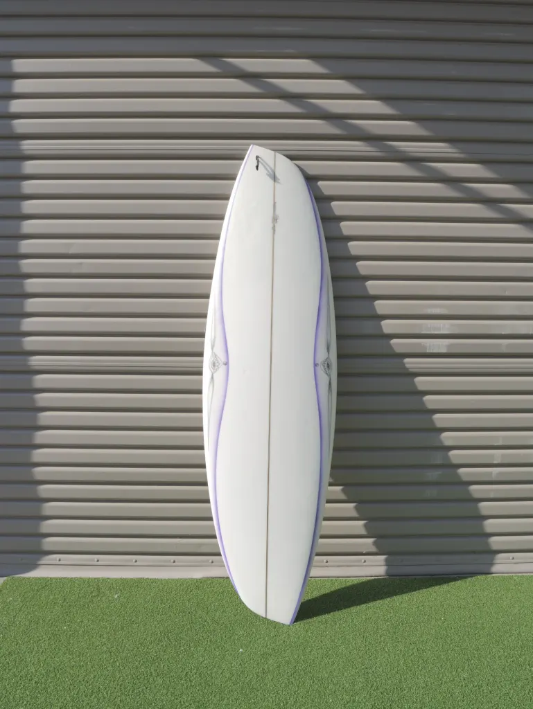 Ryan Burch Parallelogram 5'7 (Regular) Handshape With Fins - Image 1