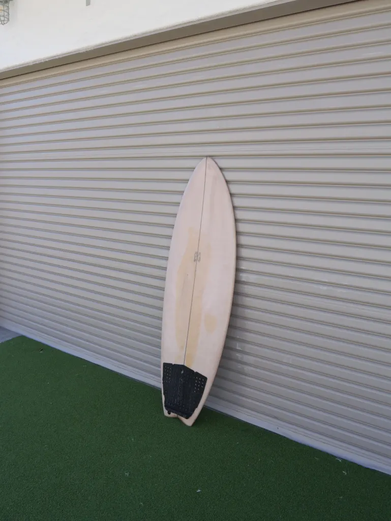 Derrick Disney 5'5 Quad With Fins - Image 4