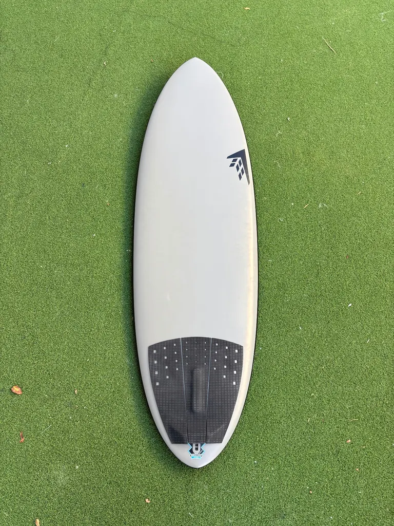 Sunday Firewire Mechado Surfboard Shortboard 5’6 - Image 9