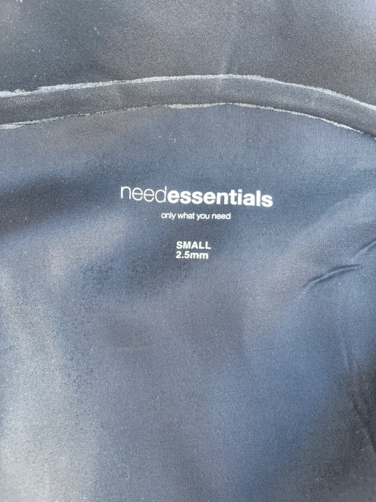 NeedEssentials Short Arm Chest Zip 2.5 Mm - S - Image 5