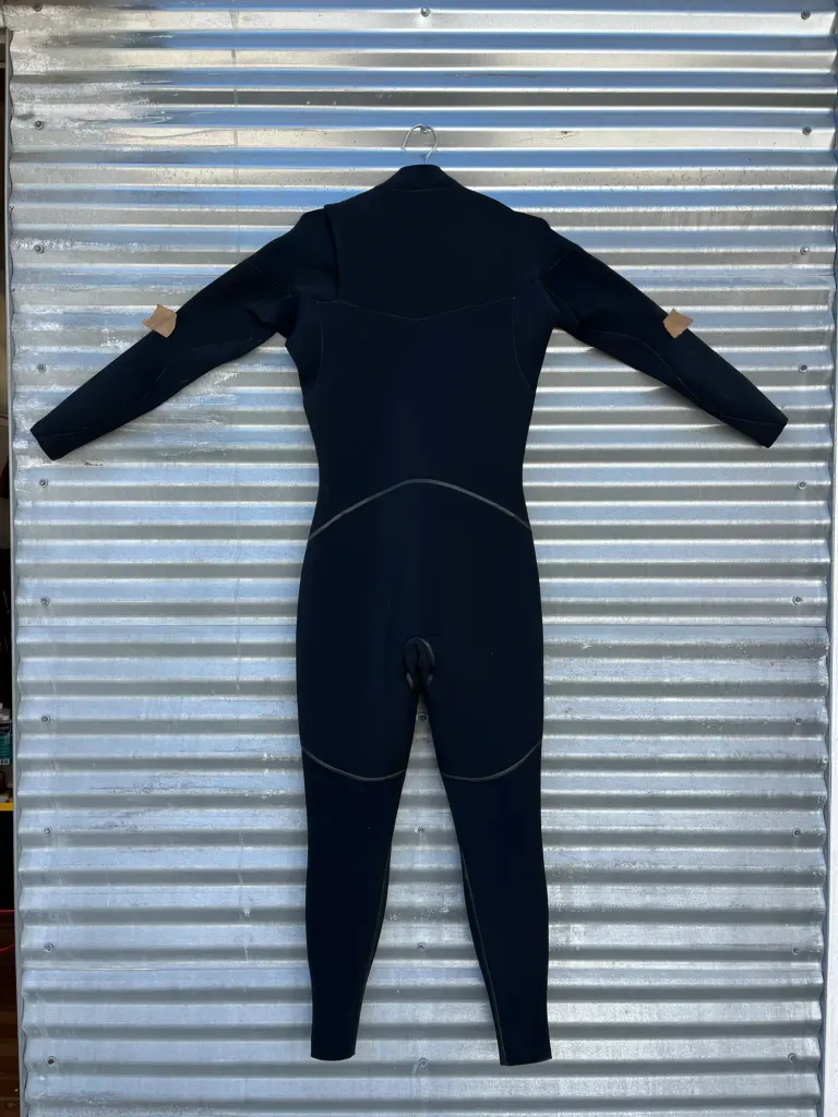 Unnamed Wetsuit 4/3 Chest Zip -MT - Image 2