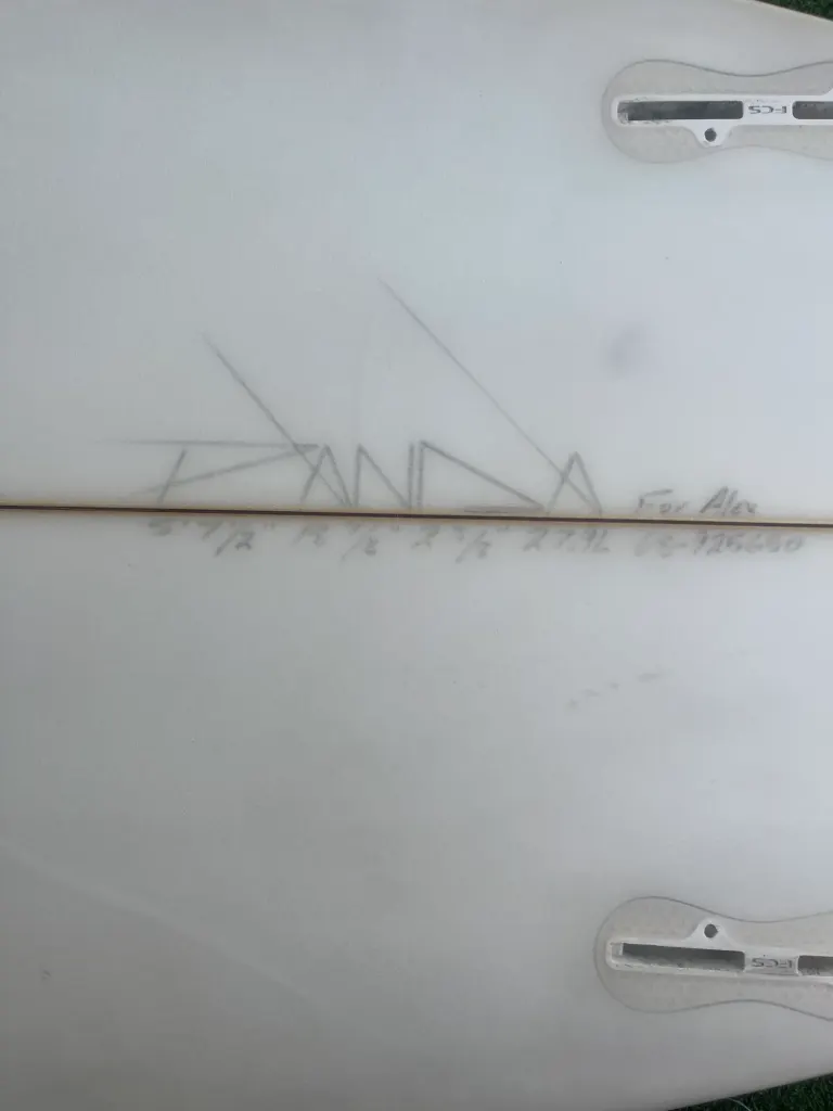 5'7" Panda Surfboards - Image 10