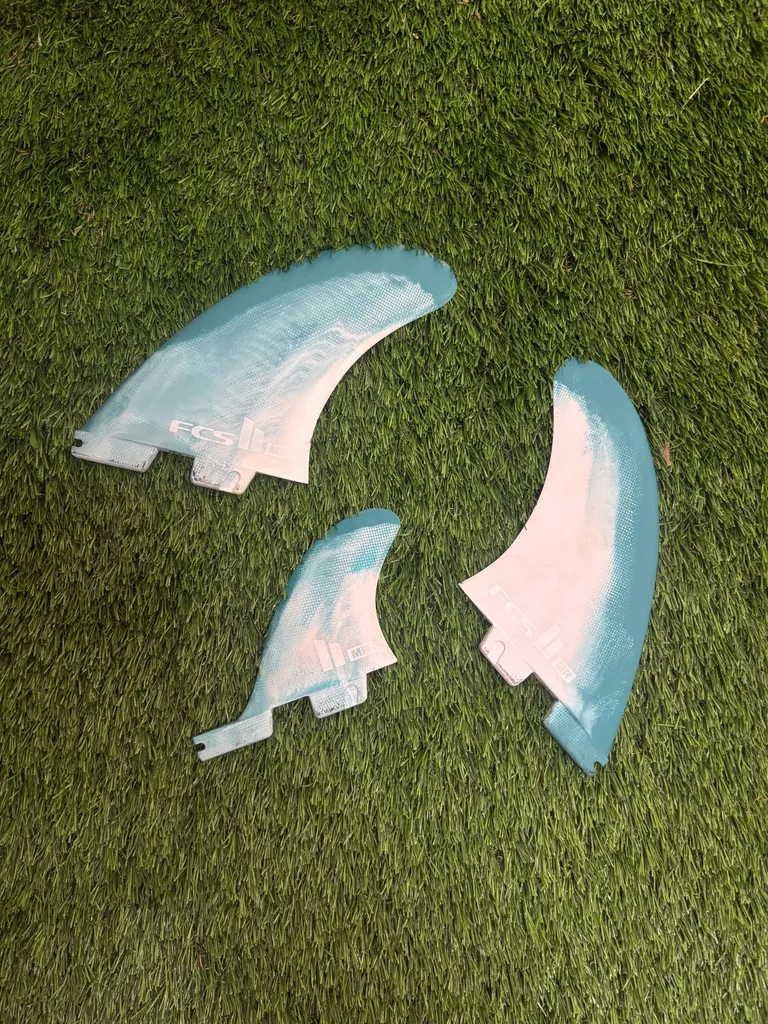 MR 2+1 Fins In Good Condition - Image 3
