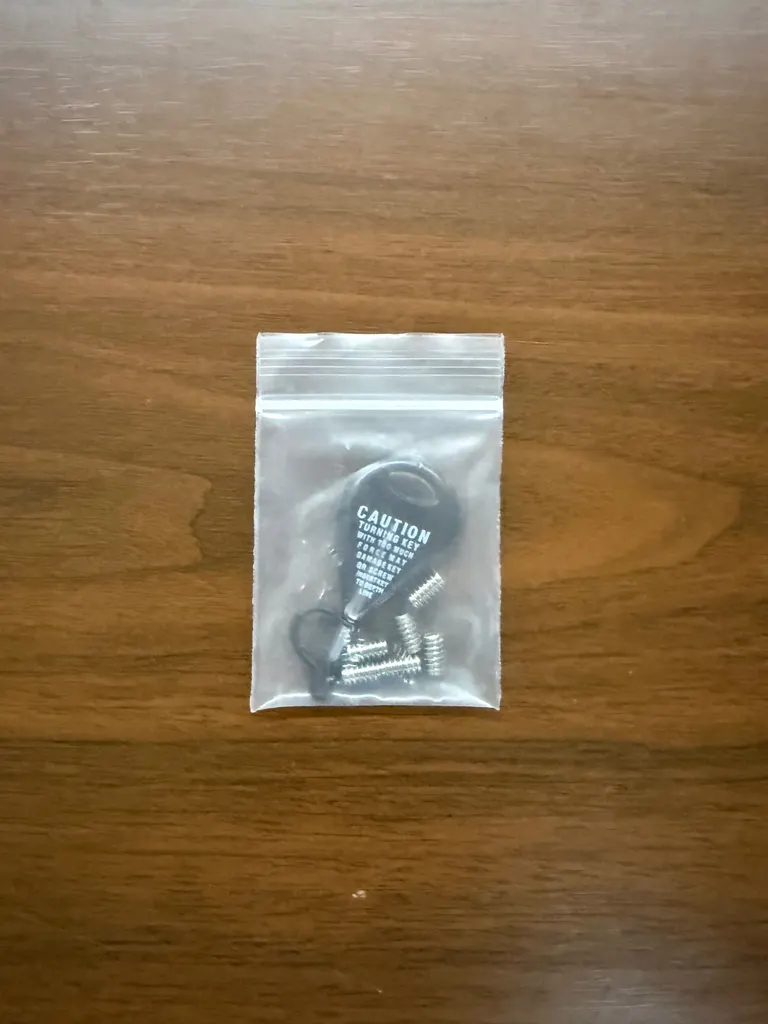 ELUDE Medium Fiberglass Hexcore FCS Thruster Fins - Image 5