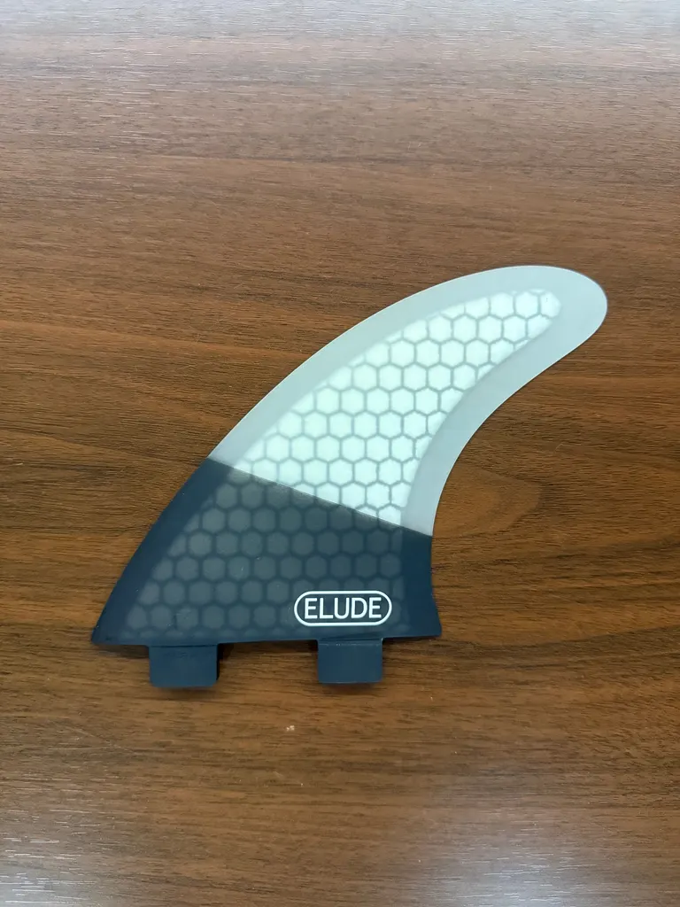 ELUDE Large Fiberglass Hexcore FCS Thruster Fins - Image 3