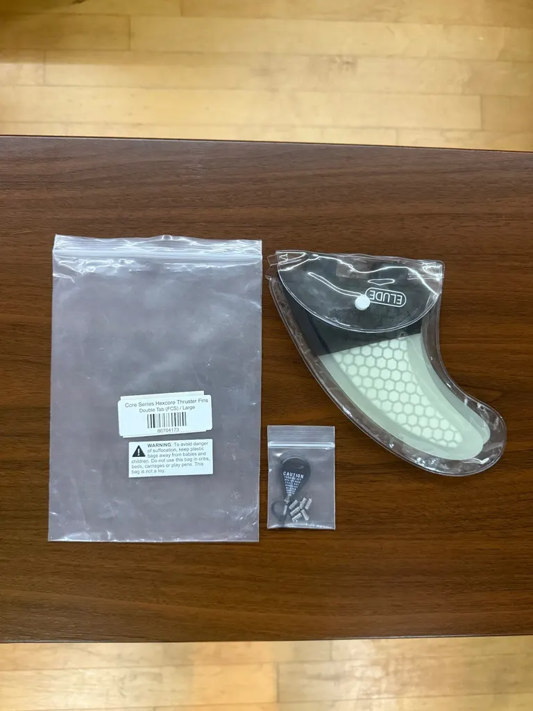 ELUDE Large Fiberglass Hexcore FCS Thruster Fins - Image 4
