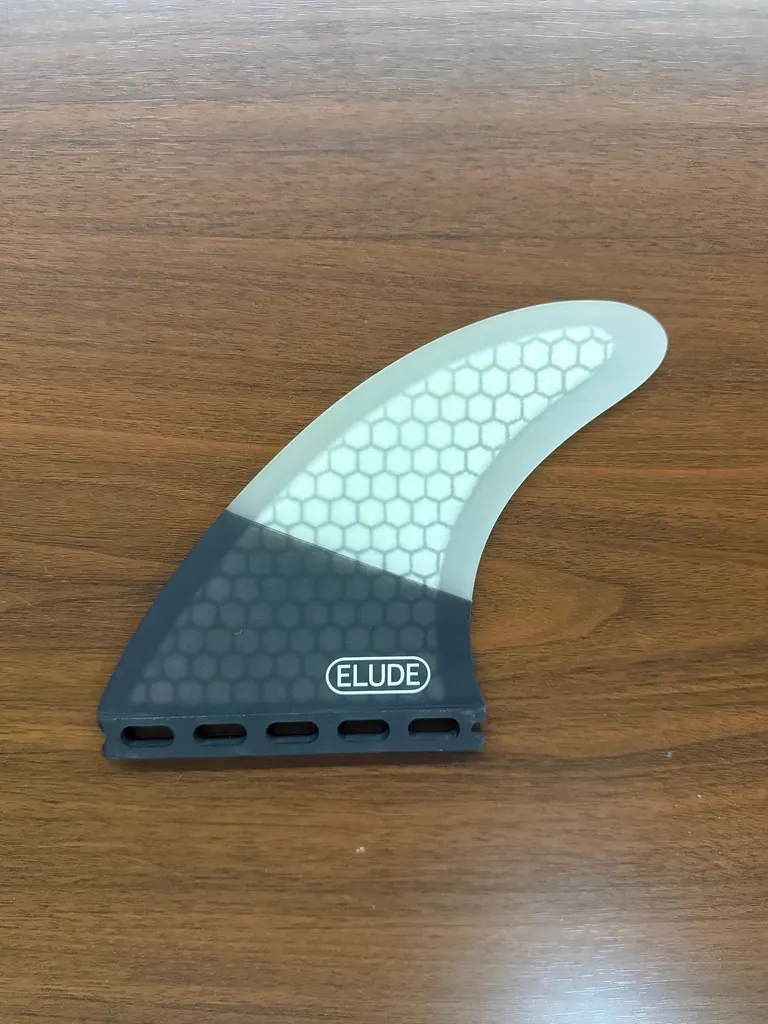 ELUDE Large Fiberglass Hexcore Futures Thruster Fins - Image 4