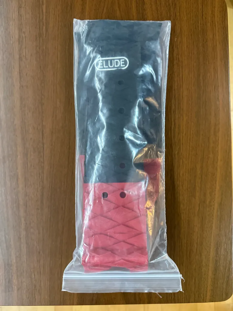 ELUDE Flat Traction Pad 3M Adhesive - Red/Black - Image 6