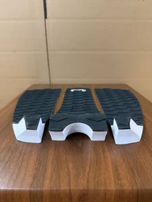 ELUDE Flat Traction Pad 3M Adhesive - Black - Thumbnail 3
