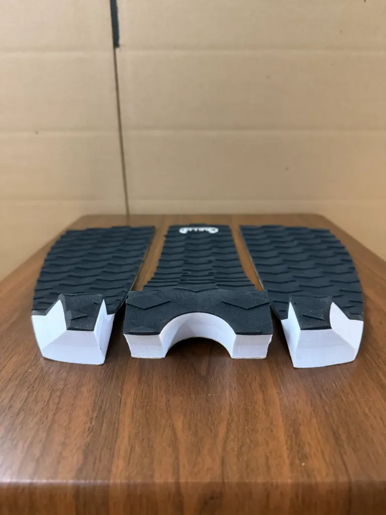 ELUDE Flat Traction Pad 3M Adhesive - Black - Image 3
