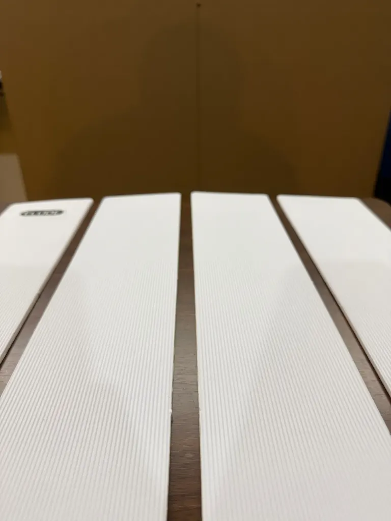 ELUDE Front Traction Pad Micro Grooves 3M Adhesive - White - Image 2