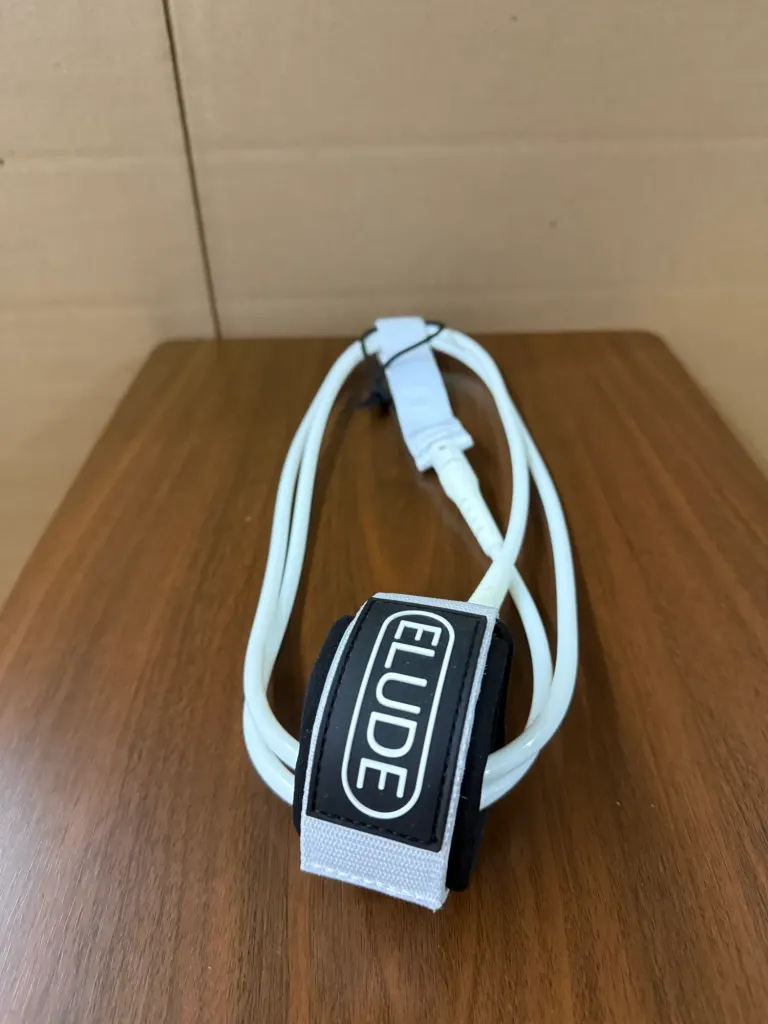 ELUDE 6ft Leash 7mm - White - Image 4