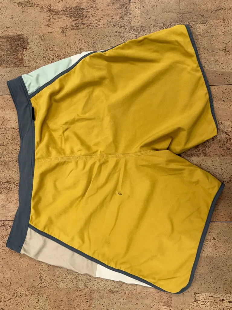 Size 32 Florence Boardshorts 3 Pairs - Image 8