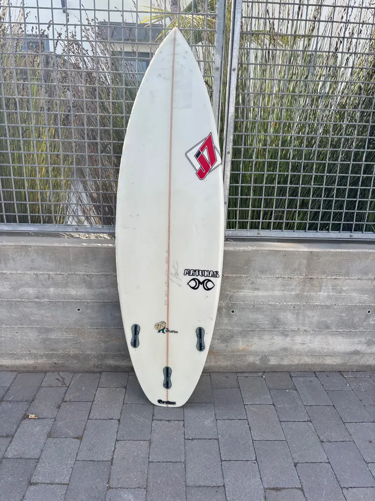 J7 5’5 Grom Board (Updated Shipping Price) - Image 2