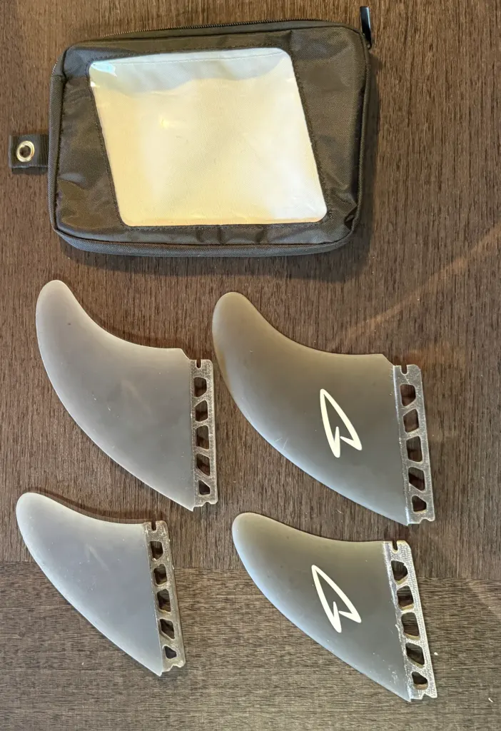 Roberts Twonzer Fin Set- Futures - Image 2